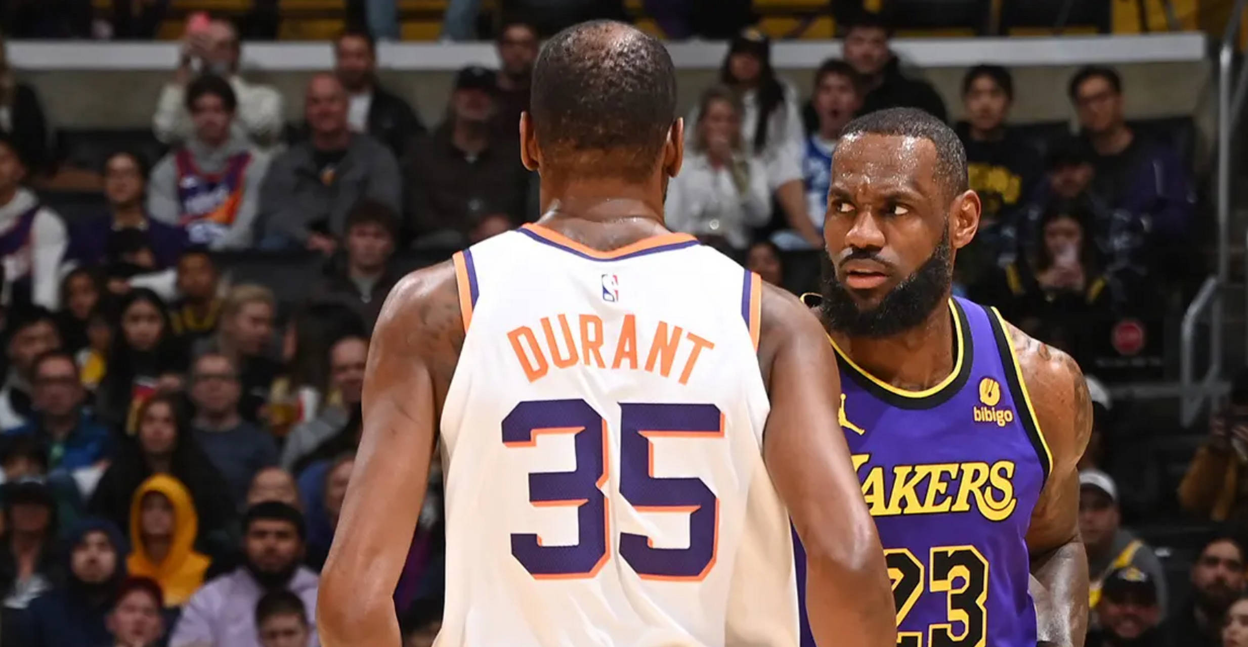 九游手机游戏大全包含穆古鲁扎与50激战湖人分钟，大比分获胜胜负难料！，杜兰特焦点对战观众掌声雷动的词条